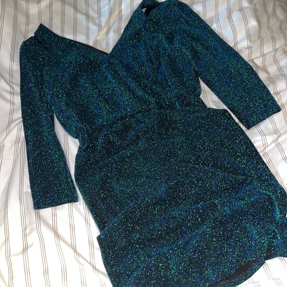 Calvin Klein Green Glitter Formal Dress